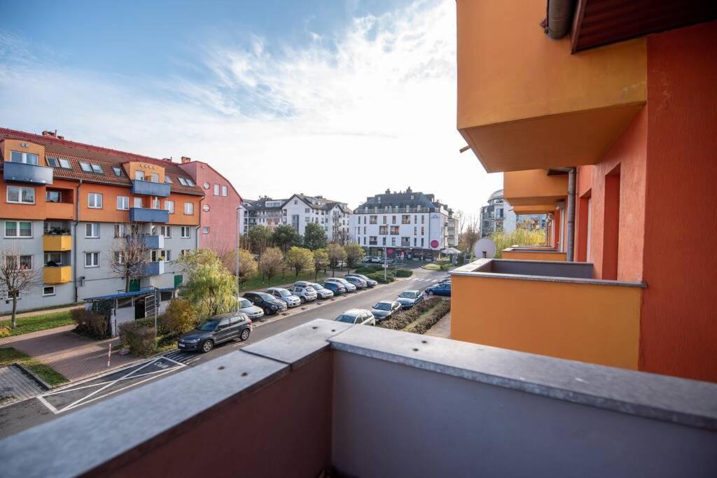 Klimatyczne Mieszkanie W Centrum Wroclawia Exterior foto